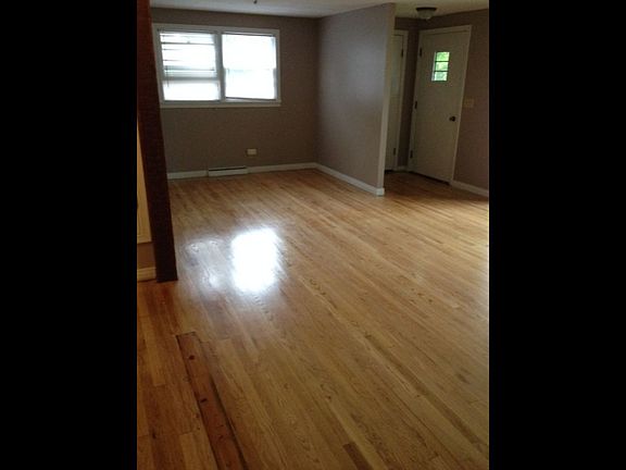 4th image of 106 Meadow Ln