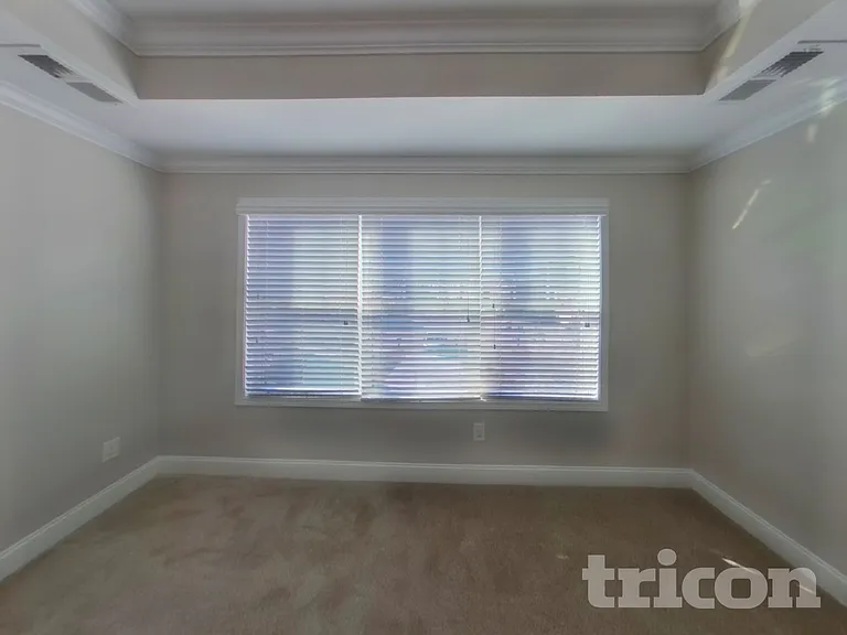 142 Regency Pl — Photo 6