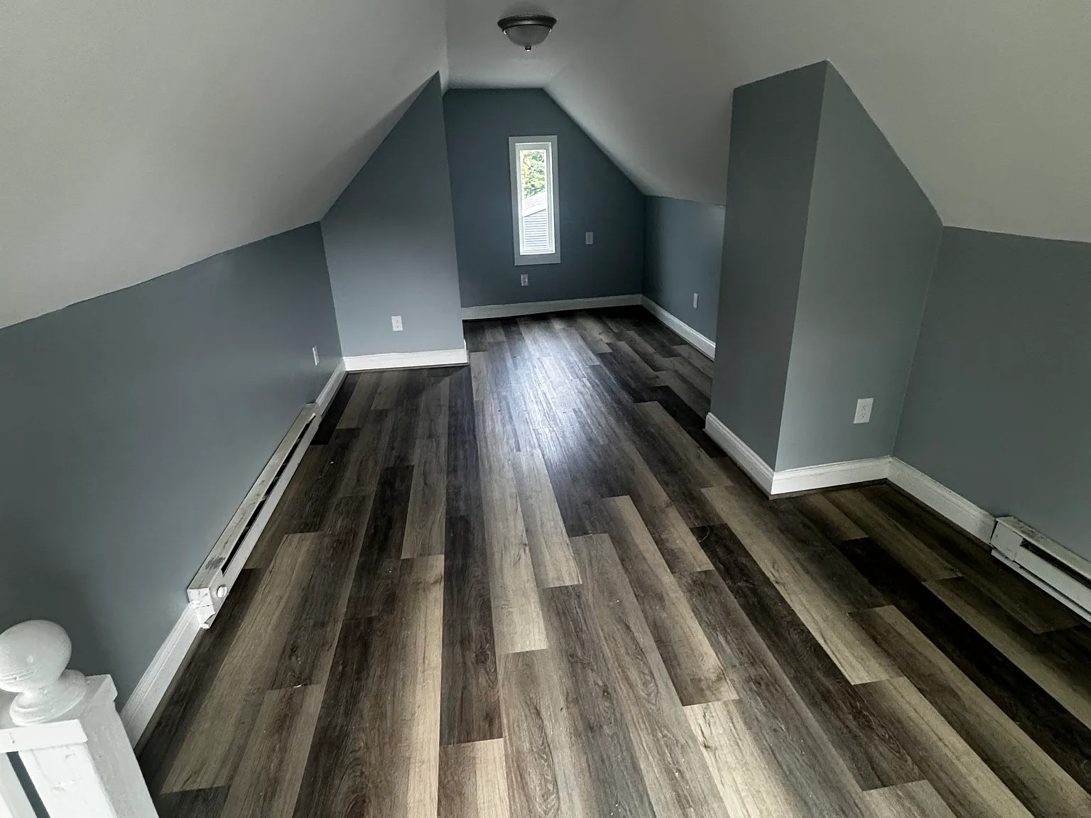 3 bed, 1200 sqft, $3,200 — Photo 3