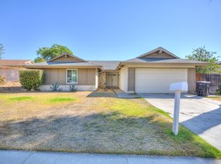 450 Glenhill Dr, Riverside, CA 92507