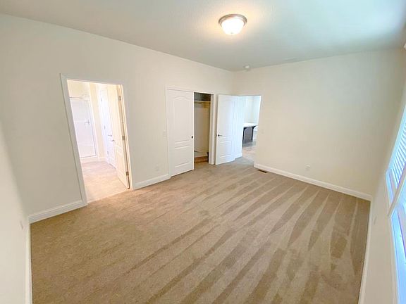 5th image of 804 Spindrift St #804