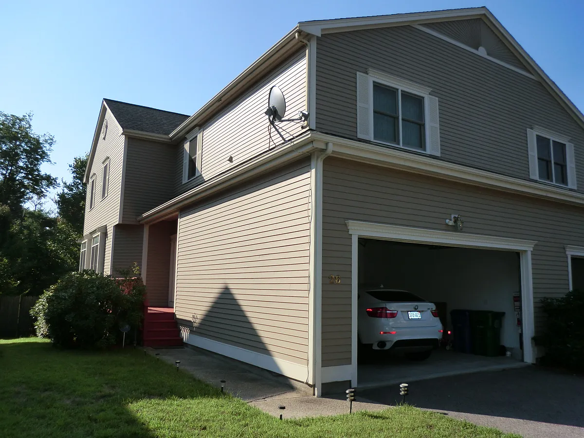 Building Photo - 26 Tanglewood Rd #26