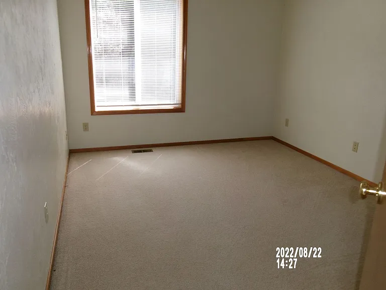 1431 SW Birdie Dr — Photo 6