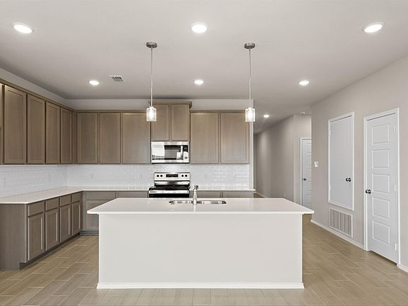 01 Basswood II Floor Plan Photos