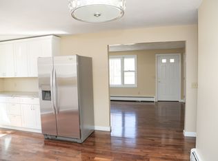 885 Middlebridge Rd, South Kingstown, RI 02879