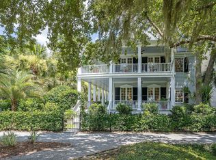 15 Waterside Dr, Beaufort, SC 29907