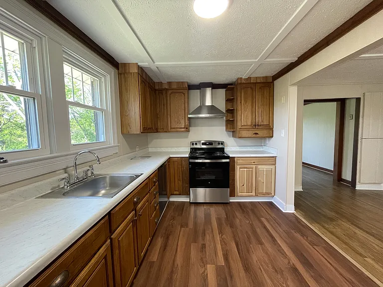 685 Bedford Hwy — Photo 4