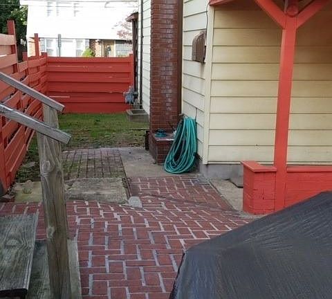3rd image of 190 Claridge Ave