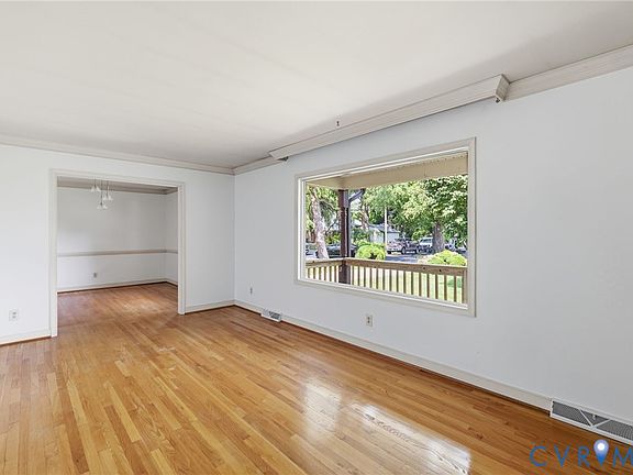 5th image of 4017 Saldale Dr
