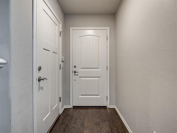 3rd image of 8800 SW 45th St