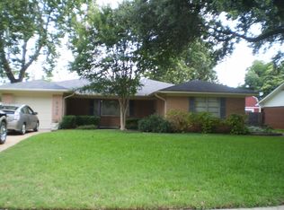2405 Arlington Pl, Bossier City, LA 71111