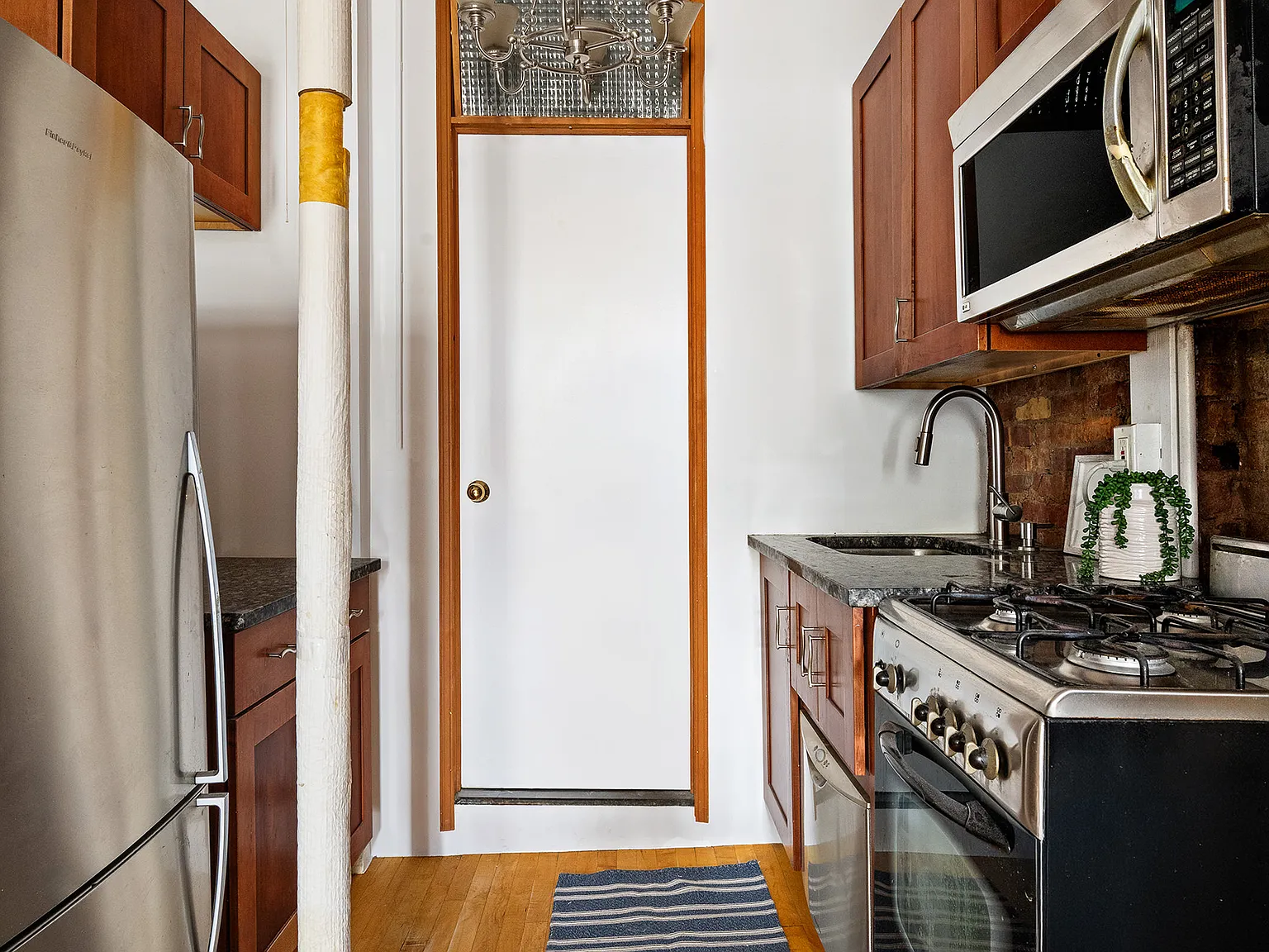26 Cornelia Street — Photo 3