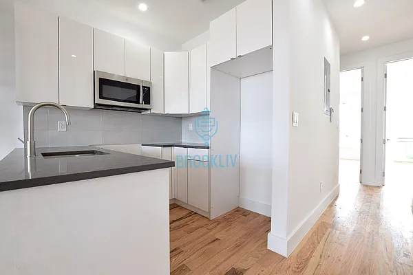 Rented by null | media 17