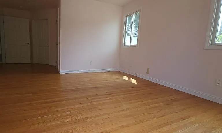 2290 Brentford Rd — Photo 8