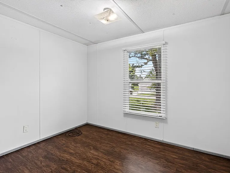 7853 Grasshopper Rd — Photo 15