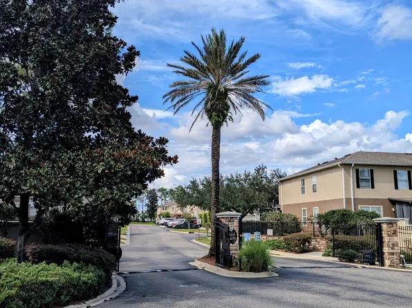 1500 Calming Water Dr, Fleming Island, FL