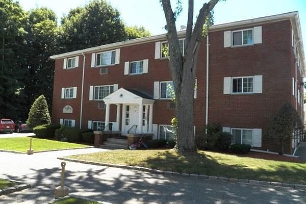 1st image of 8 Grafton St Unit 19