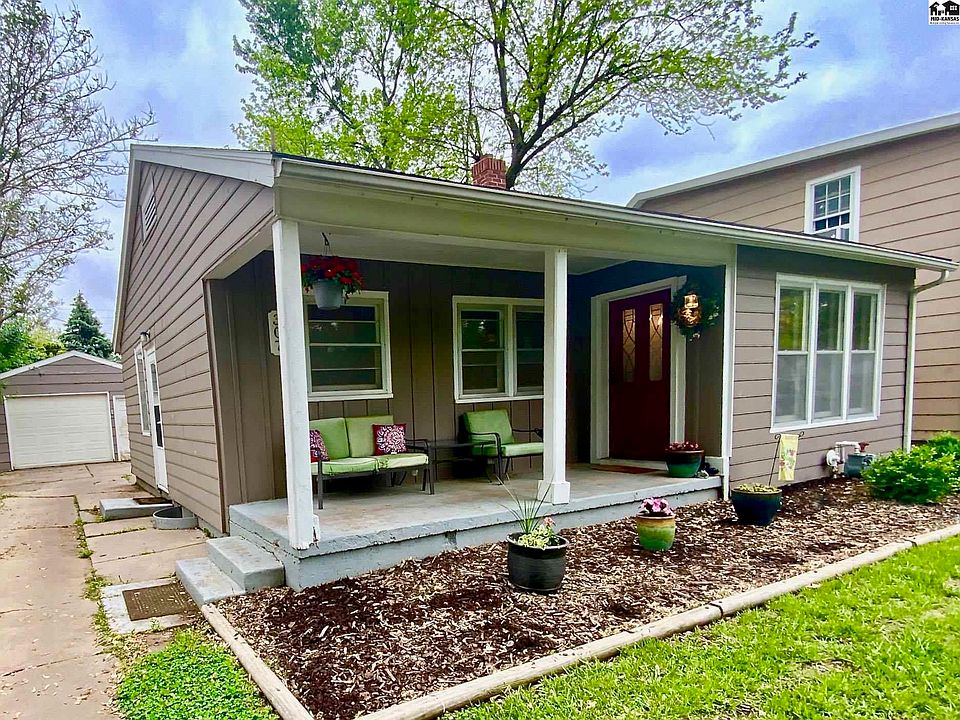 1st image of 307 W 24th Ave