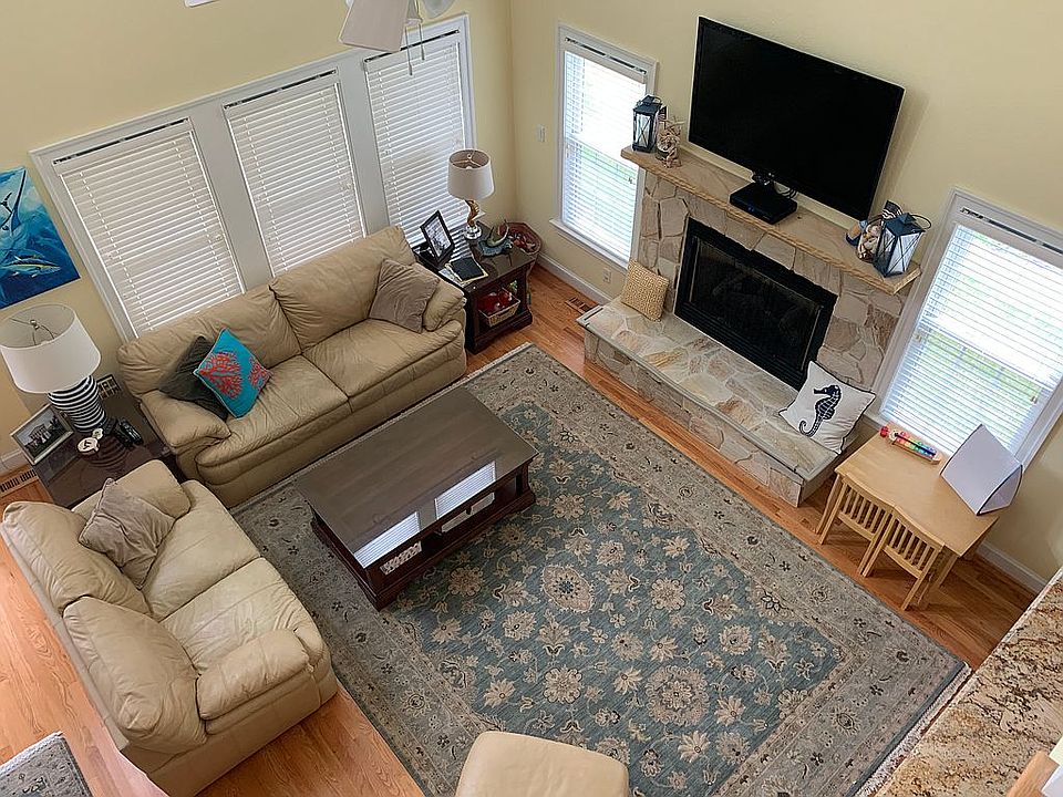 1st image of 965 Poquoson Ave