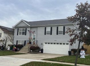 2103 Dryden Ln, Joliet, IL 60435