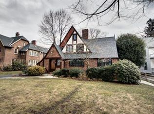 172 Fair Oaks Park, Needham, MA 02492