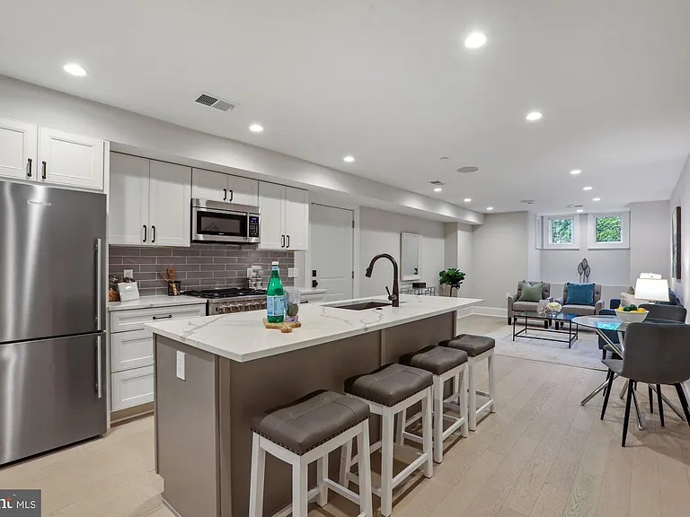 1310 Vermont Ave NW #2 — Photo 6