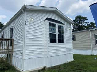 28 Raccoon Ave, Whiting, NJ 08759