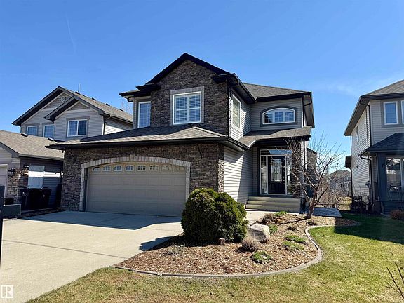 3rd image of 70 Summercourt Rd