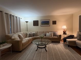 8424 Grenoble Ct, Springfield, VA 22152