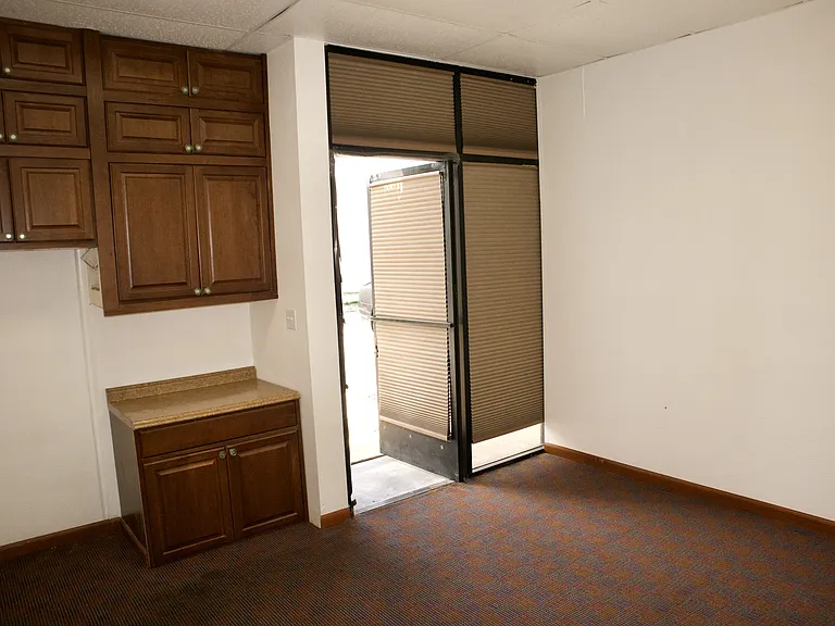 3732 W Century Blvd #10 — Photo 16