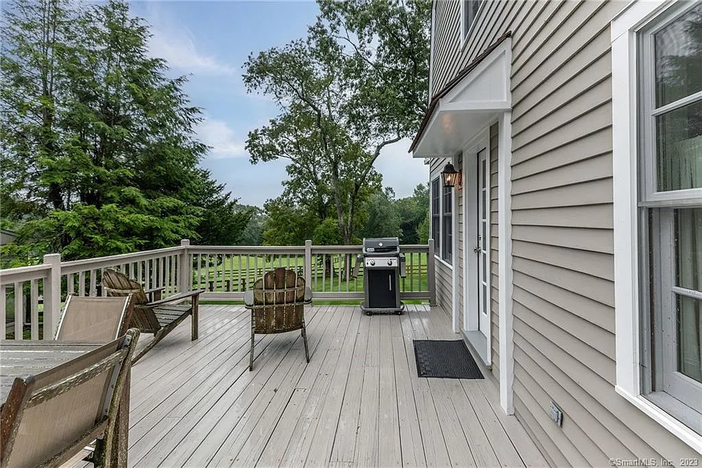 2 bed, 2.5 bath, 1459 sqft, $5,500 — Photo 3