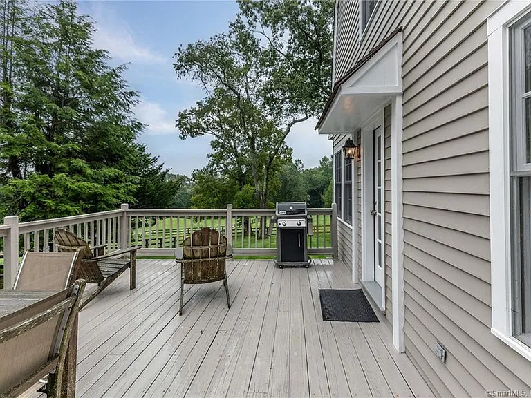 37 Turner Rd — Photo 3