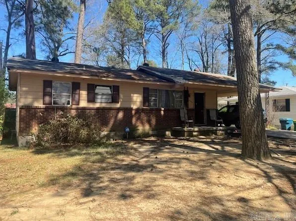 3708 Pine Cone Dr, Little Rock, AR 72209