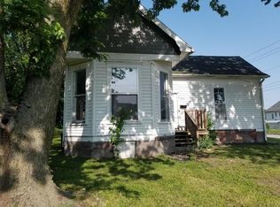 504 N Jefferson Ave, Marshall, MO 65340