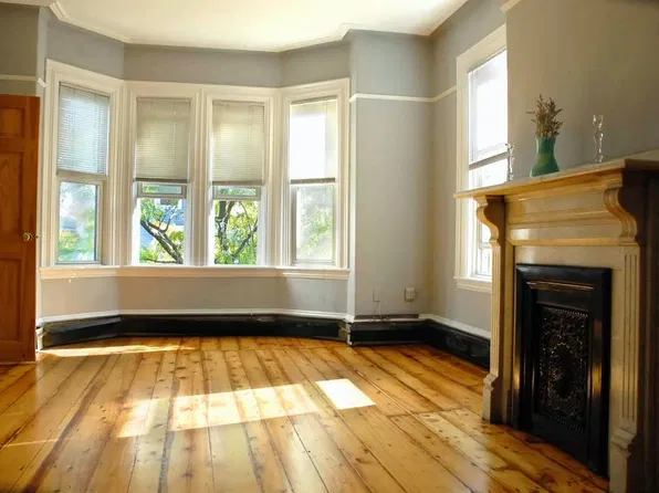 128 Lexington St, Boston, MA