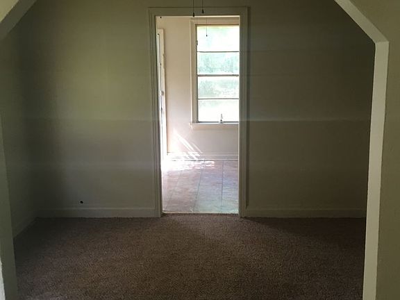 4th image of 3432 Fulton St