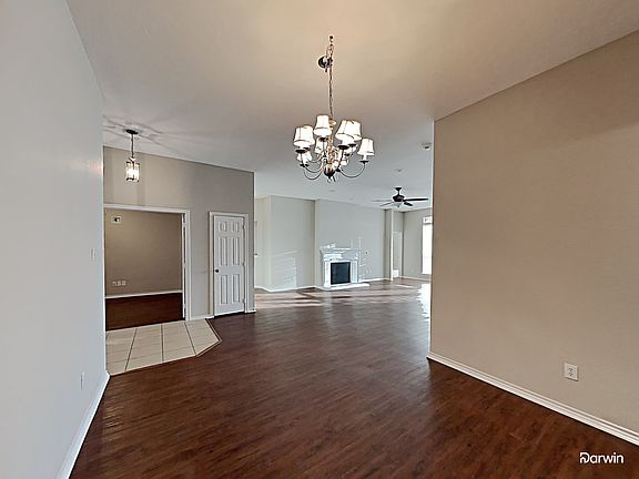4th image of 5813 Ozark Dr