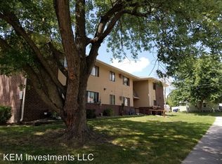 115 S 5th Ave W APT 2, Newton, IA 50208