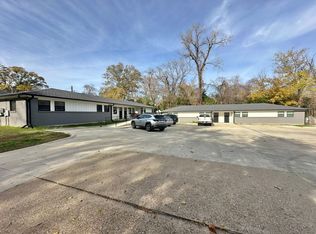 300 Pecan St, Gilmer, TX 75644