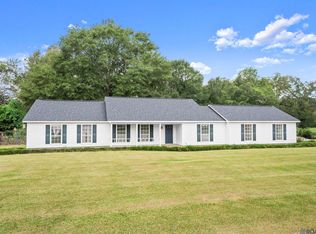 22977 Treakle Ln, Zachary, LA 70791