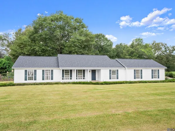 22977 Treakle Ln, Zachary, LA 70791