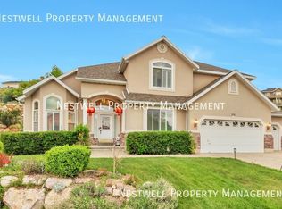 204 N Fairway Dr, North Salt Lake, UT 84054