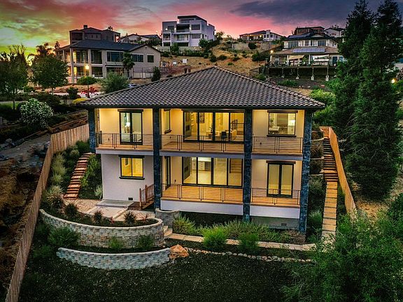 2nd image of 3624 Incantare Court