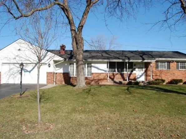 7562 Grenlock Dr, Sylvania, OH 43560