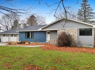 54 Burleigh Rd, Bangor, ME 04401