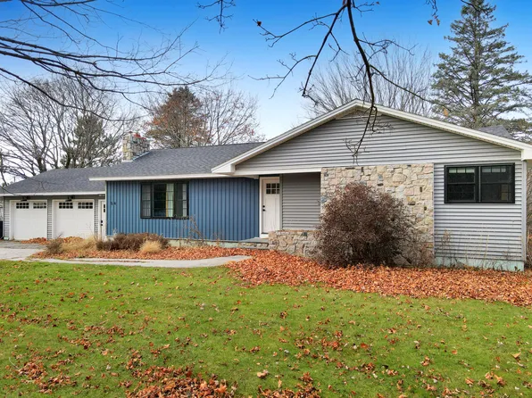 54 Burleigh Road, Bangor, ME 04401