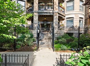 5217 N Winthrop Ave #G, Chicago, IL 60640