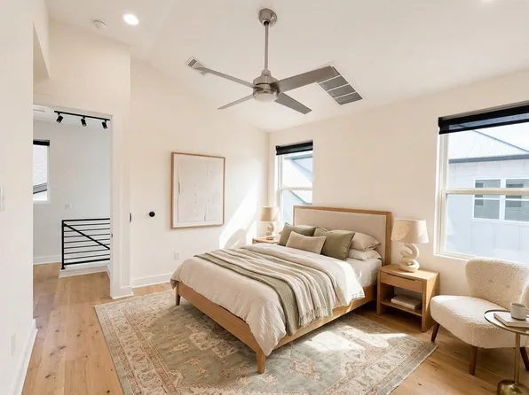 1123 Omega Ave #1, Austin, TX 78721