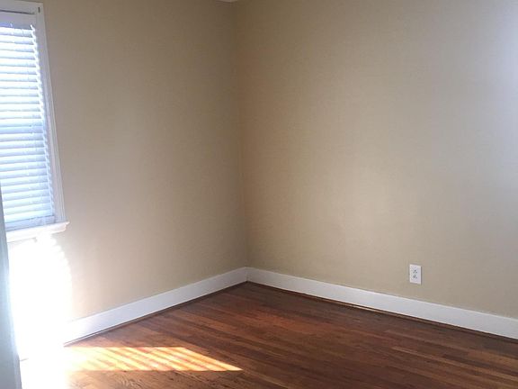 4th image of 416 Lafayette Ave