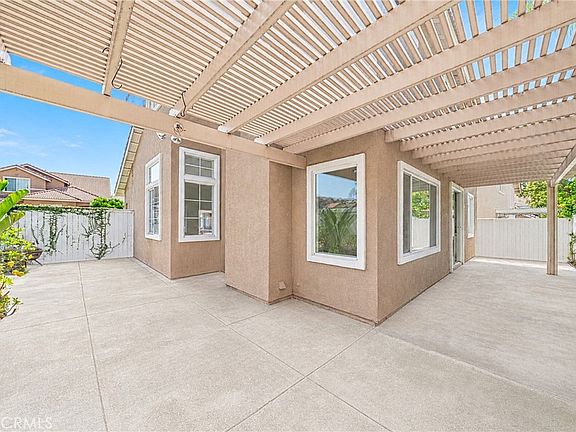 4th image of 45 Parterre Ave